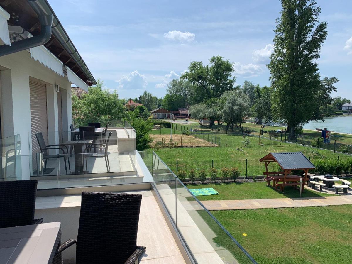 Balatonboglar - Golden Bridge Apartments Exterior photo